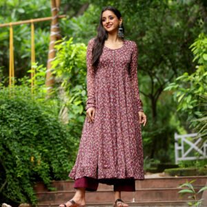 Runali Floral Gerogette Kurta - Image 4