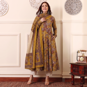 Alternative view of Bhamisha Cotton Set
