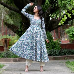 Kripa Kalidaar Cotton Kurta - Image 4