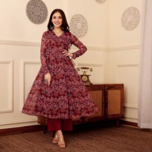 Tilotma Georgette Kurta - Image 6