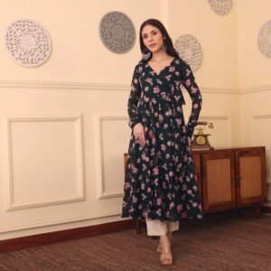 Fai Georgette Kurta - Image 6