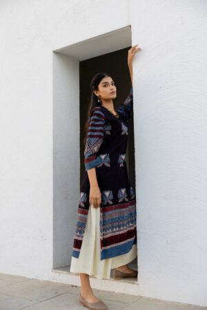 Classic Kurta - Maua - Image 6