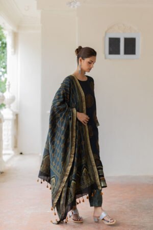 Chanderi Silk Kurta Set of 3 - Ruman Bagh 06 - Image 8