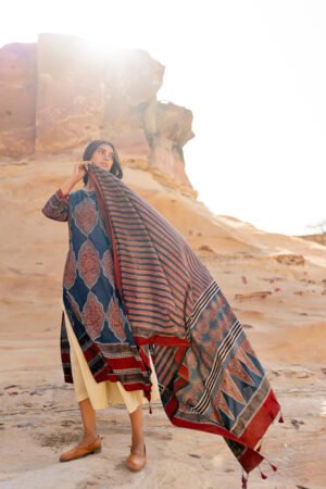 Alternative view of Set of 3 - Kurta, Dupatta & Culotte - Swa 02