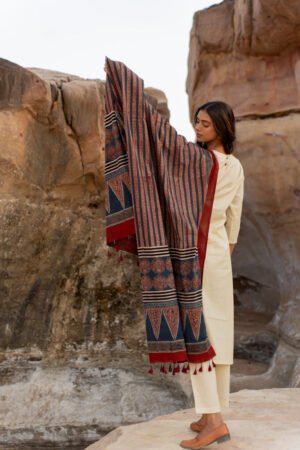 Set of 3 - Kurta, Dupatta & Pants - Swa 07 - Image 5
