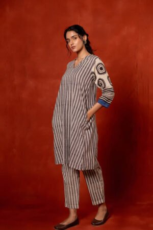 Set of 2 - Kurta & Pants - Asa 16 - Image 5
