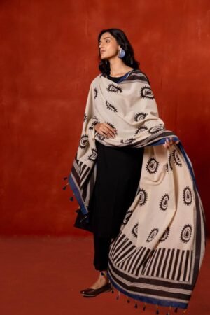 Set of 3 - Kurta, Dupatta & Pants - Asa 09 - Image 6