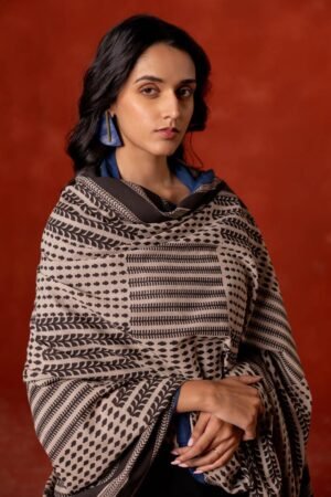 Alternative view of Set of 3 - Kurta, Dupatta & Culotte - Asa 07