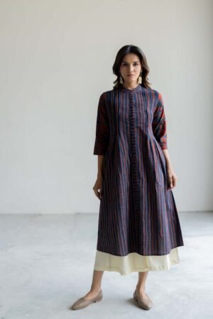 Pintuck Kurta - Hana - Image 6