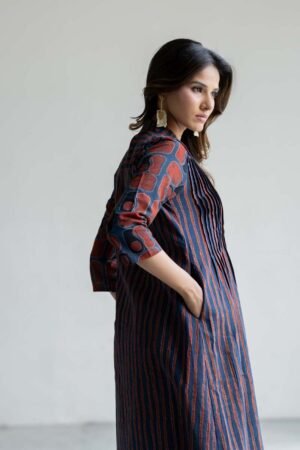 Pintuck Kurta - Hana - Image 5