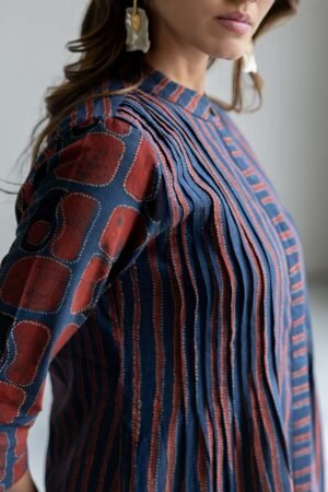 Pintuck Kurta - Hana - Image 3