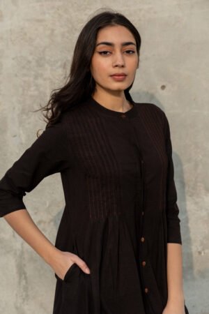 Alternative view of Pintuck Kurta - Black