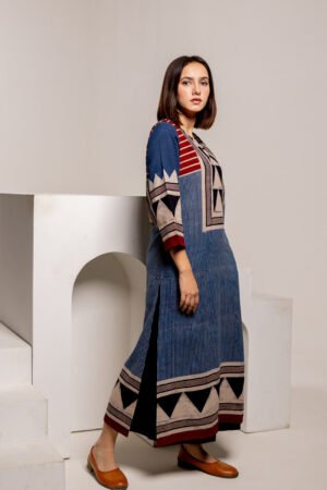 Classic Kurta - Pyramid Yoke Indigo Red - Image 9