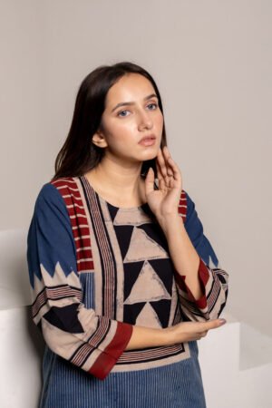 Classic Kurta - Pyramid Yoke Indigo Red - Image 6