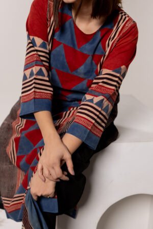 Classic Kurta - Pyramid - Image 4
