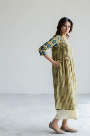 Pintuck Kurta - Kumo - Image 5