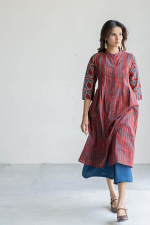 Pintuck Kurta - Yoru - Image 3