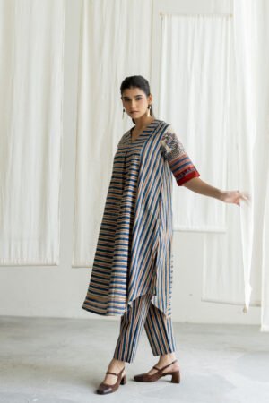 Set of 2 - Kurta & Pant - Mrida 01 - Image 8