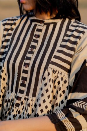 Side Pleat Kurta - Tarang - Image 8
