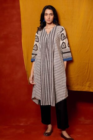 V Neck Panelled Kurta - Nami