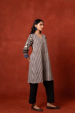 V Neck A-Line Kurta - Aya - Image 6
