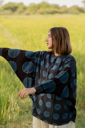 Alternative view of Freesize Anti-fit Top - Black & Indigo Dots