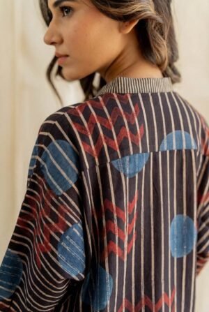Freesize Anti-fit Top - Black Playful Geometry - Image 3