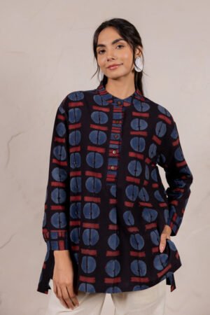 Alternative view of Mandarin Collar Top - Raah