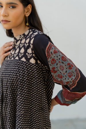 Bias Tunic - Baani Black - Image 4
