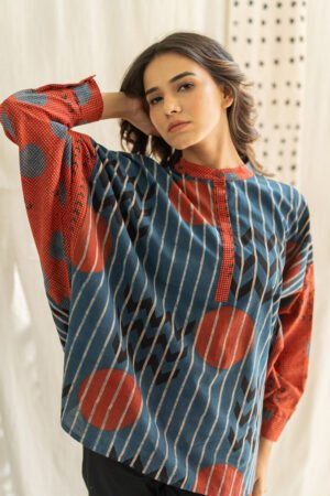 Freesize Anti-fit Top - Indigo Playful Geometry - Image 6