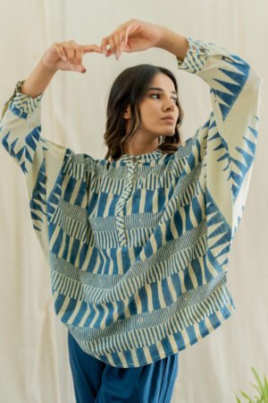 Freesize Anti-fit Top - Indigo Piano stripes