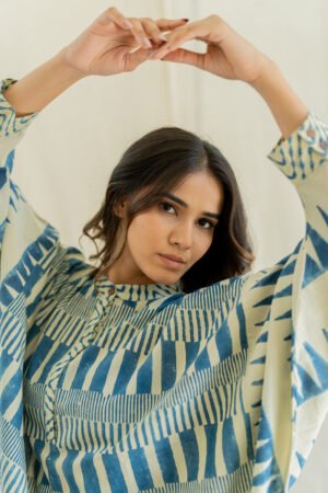 Freesize Anti-fit Top - Indigo Piano stripes - Image 8