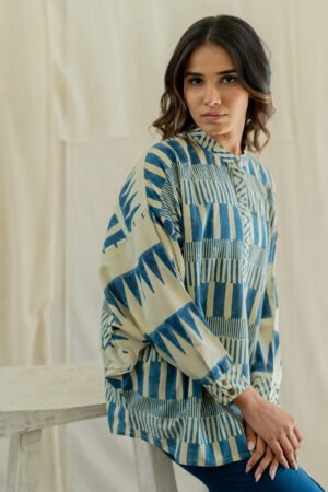 Alternative view of Freesize Anti-fit Top - Indigo Piano stripes