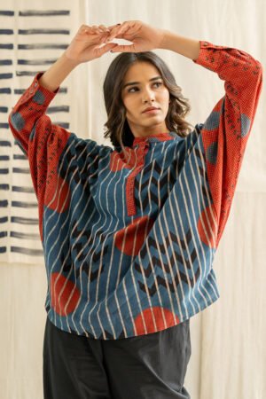 Alternative view of Freesize Anti-fit Top - Indigo Playful Geometry