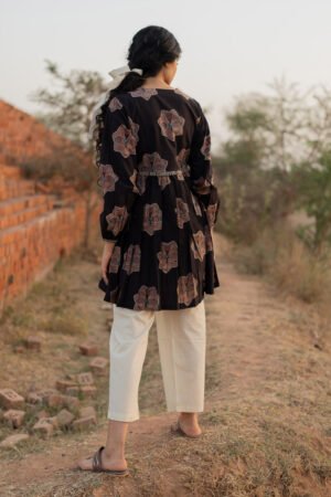 Yara Tunic - Black - Image 8