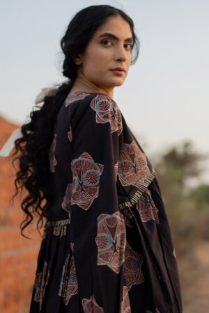 Yara Tunic - Black - Image 4