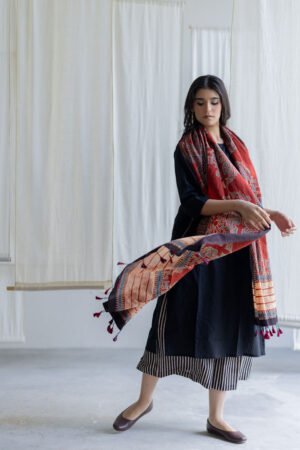 Set of 3 - Kurta, Culottes & Dupatta - Mrida 18 - Image 6
