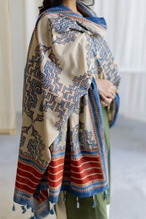 Alternative view of Set of 3 - Kurta, Culottes & Dupatta - Mrida 16