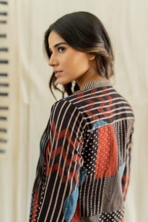 Pintuck Kurta - Playful Geometry Black - Image 5