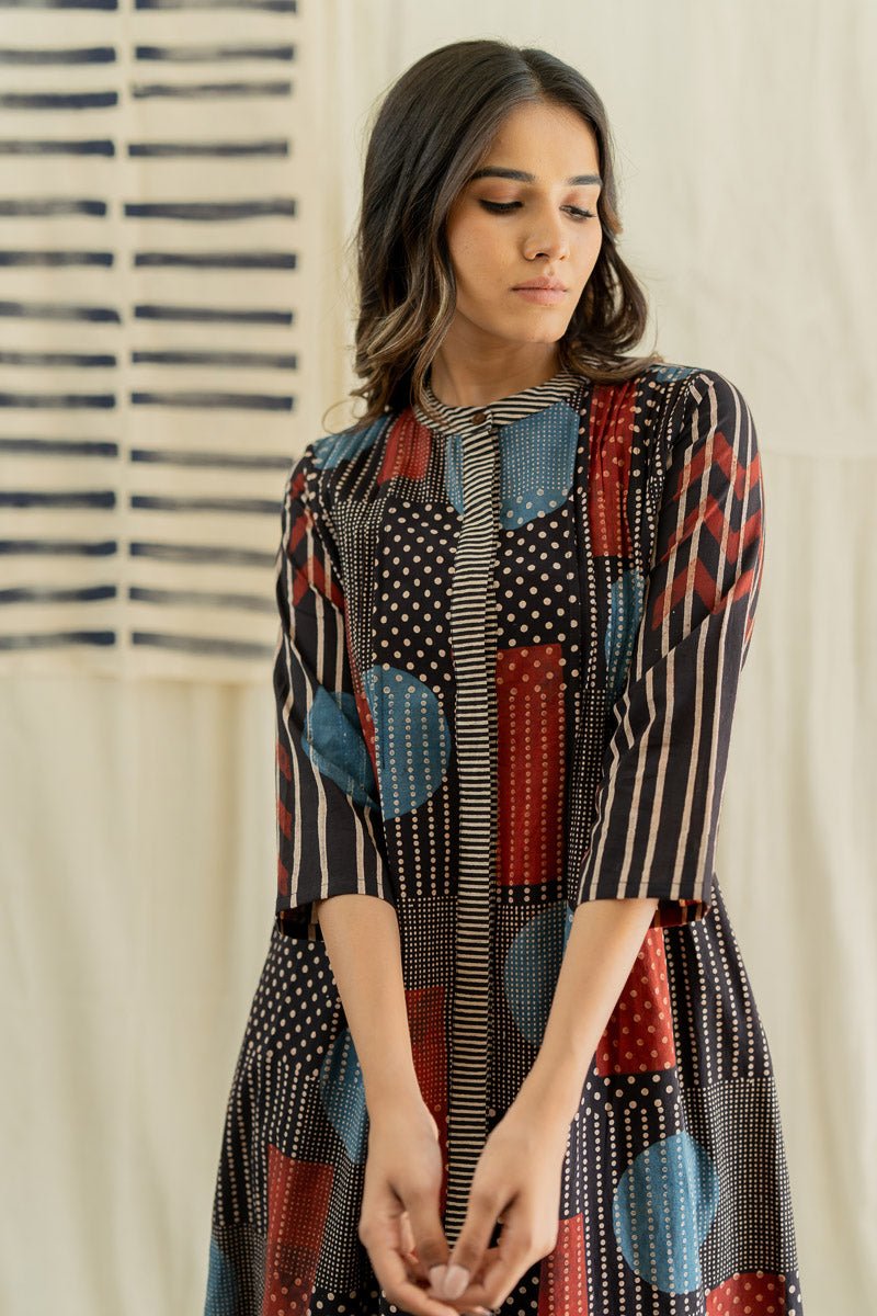 Pintuck Kurta - Playful Geometry Black - Image 6