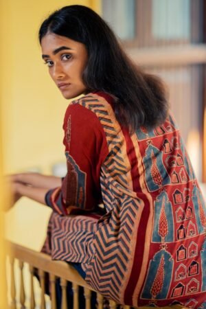 Classic Kurta - Gulenar 05 - Image 5