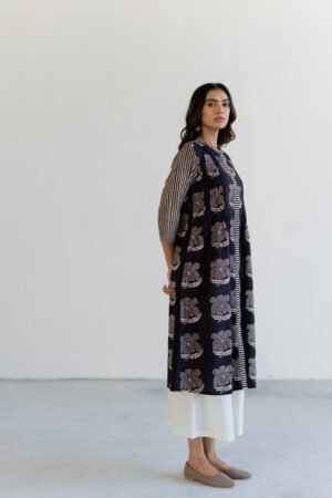 Pintuck Kurta - Tira Black - Image 3