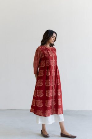 Pintuck Kurta - Tira Red - Image 6