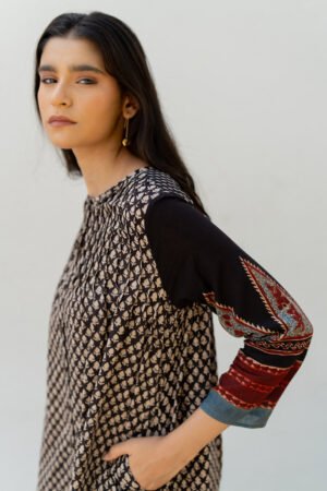 Short Pintuck Kurta - Ark Black - Image 3