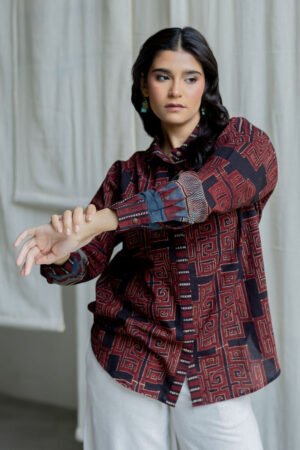 Go-to-shirt - Avani Black - Image 7