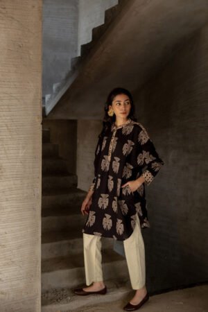 Stay in Tunic - Yana - Image 4
