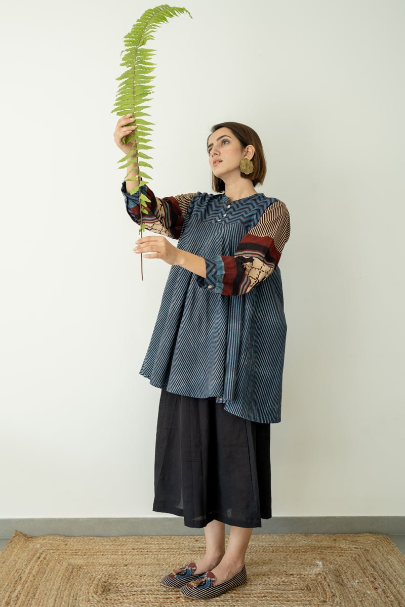 Bias Tunic - Indigo & Black - Image 4