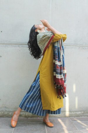 Set of 3 - Kurta, Culotte & Dupatta 01 - Image 4